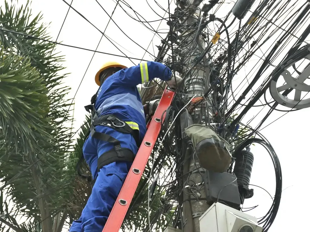 ACIDENTES - Técnicos de telecomunicações estão entre as principais vítimas de choques elétricos em Rondônia